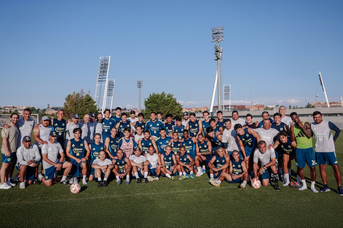 ClubAmerica's tweet photo. Concluimos una pretemporada muy exitosa por Europa. 

Hoy regresamos más fuertes, más unidos y listos para afrontar los retos que nos esperan.

Gracias, España, por recibirnos una vez más. ¡Hasta pronto! 🇪🇸👋🦅 https://t.co/rkOdqIrIuA