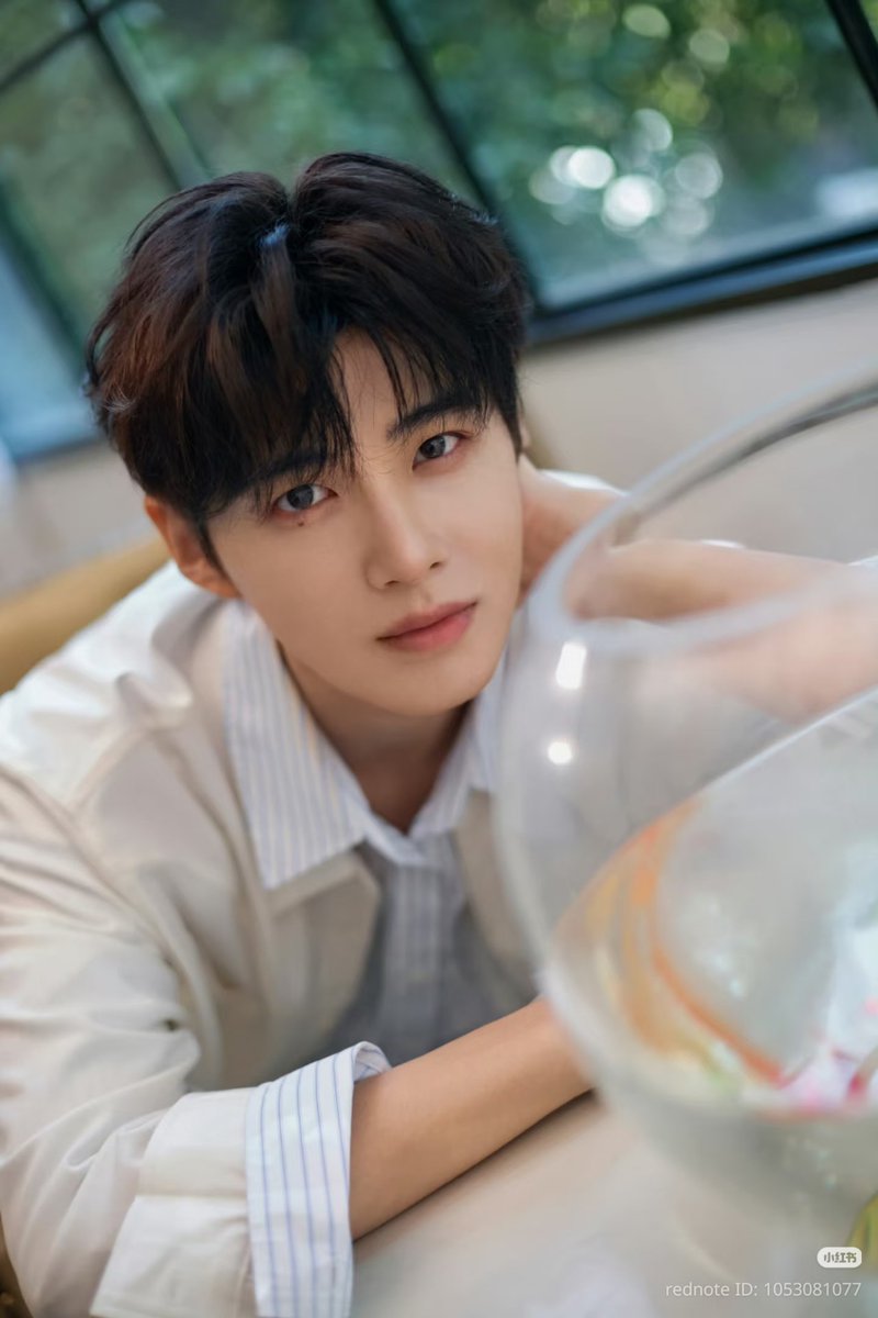 Ikarismaya2's tweet photo. Akhirnya tau juga siapa saja 3 male lead si kerang Hepan😉

#EstherYu #YuShuxin #LoveInTheShell https://t.co/33cs6GaB3x