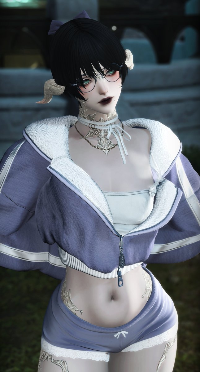 endwalkerr's tweet photo. girlypop goes to pilates now (?)
#gposers https://t.co/kliDg3R4FR