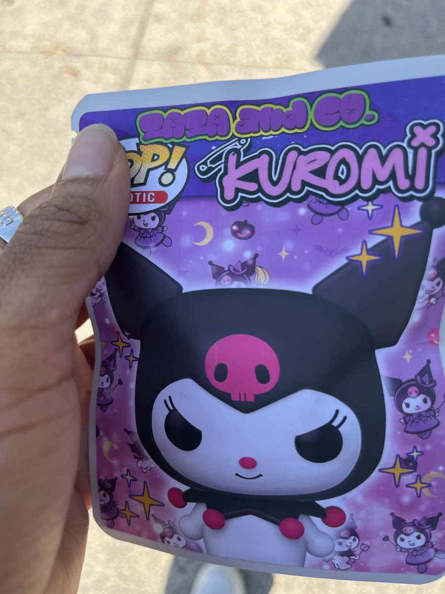 808sandyak's tweet photo. Kuromi pack sending me straight to Sanrio https://t.co/VZiix34Fl0