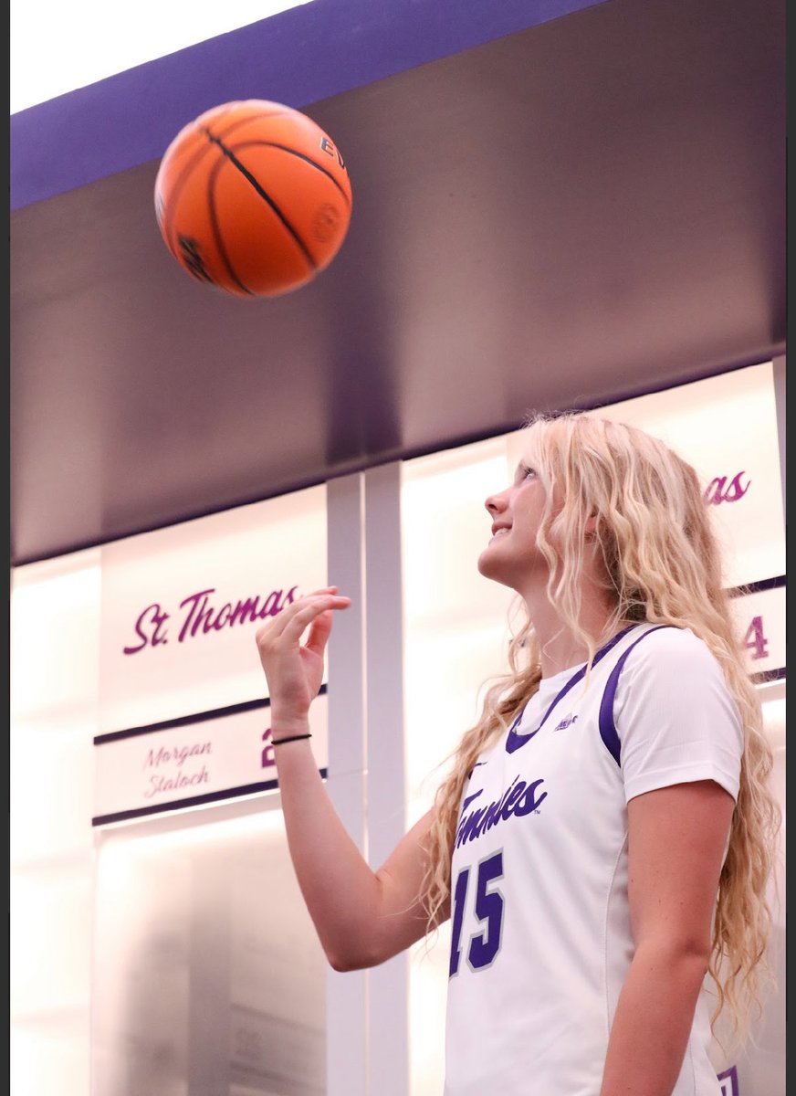 subbert6133's tweet photo. After an amazing visit I am so blessed to have received an D1 offer from the University of St. Thomas! Thank you to the coaches and staff! https://t.co/4utYc3yjXW