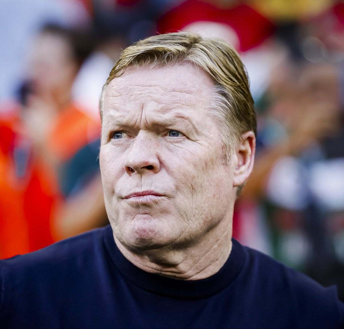 ActuFoot_'s tweet photo. 🚨🚨 OFFICIEL ! RONALD KOEMAN ANNONCE QU’IL DÉMISSIONNE DE SON POSTE DE SÉLECTIONNEUR DES PAYS-BAS 🇳🇱 !!!!! 👋

La décision a été prise hier soir, après l’élimination face au Maroc 🇲🇦. https://t.co/AJqMSnWTzc