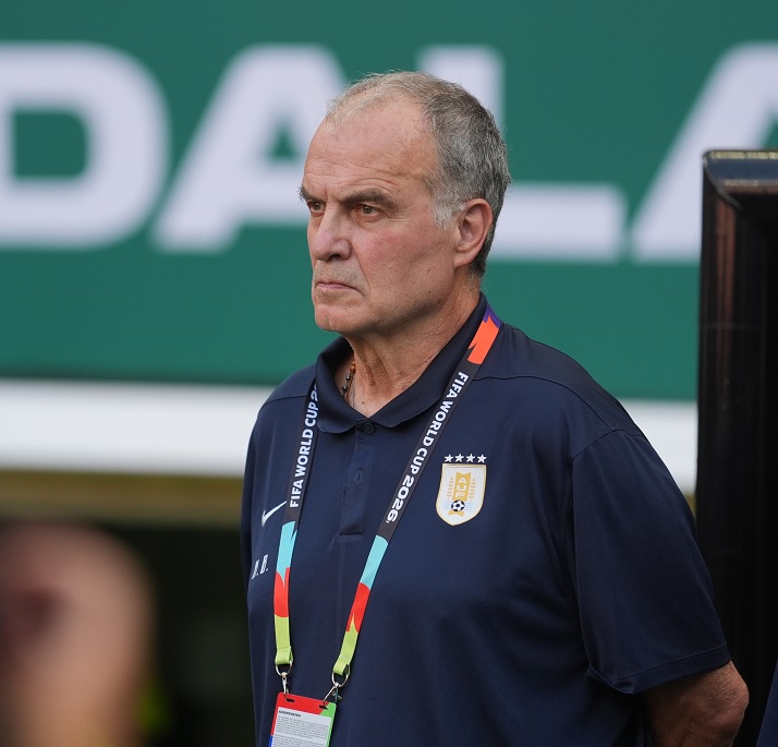 futbolarena's tweet photo. SON DAKİKA - Uruguay Teknik Direktörü Bielsa istifa etti. https://t.co/fruKRdAvcP