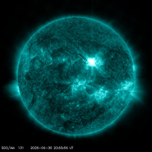 _SpaceWeather_'s tweet photo. Major X1.11 flare
Follow live on https://t.co/3Xxrvc3cpA https://t.co/ioqwWJg0UN