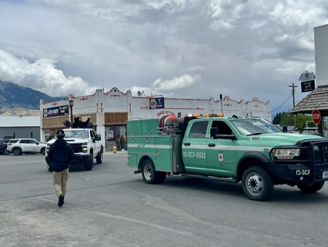 salmonchallisnf's tweet photo. Lost River Ranger District employees &amp; Engine 622 proudly participated in the Mackay Rodeo Parade in June, representing the Forest Service &amp; engaging with the local community.

If you are interested in visiting the area, please call us at 208-588-3400! https://t.co/L2QdhS9mSm