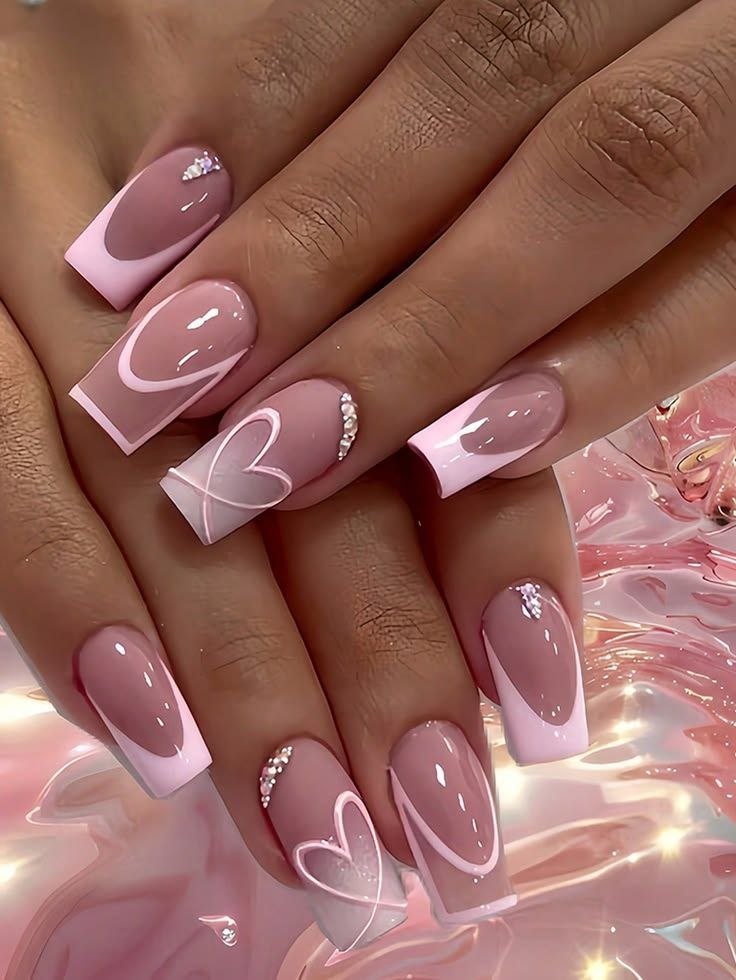 Ol___ivia's tweet photo. They’re too pretty not to post. 🤷♀️✨
#NailsOfInstagram #ManiMonday #NailArt https://t.co/GN2gXQ8AKR