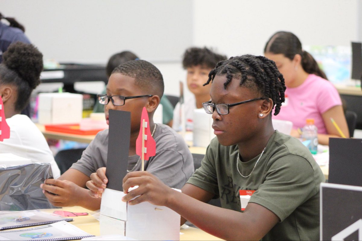 1stGscholars's tweet photo. Summer STEM 2026, Mission Moon was a huge Success last week in #SanAntonio #Texas in partnership with @AlamoColleges1, @NLCPR, @DoW_STEM Future #STEM Leaders in Action used the #EngineeringDesignProcess to engineer a Model Lunar Launch ~ #MechanicalEngineering, of course we included the Arts with Mechanical Gears~ Early STEM Education Access Matters🚀✨
#K12 #Education #STEAM #Teachers #Schools #Science #WomeninSTEM #WomeninTech #EdTech #Homeschool #engineeringdesignprocess #nonprofit #FirstGen #nonprofitorganization #Aerospace #shecanstem #HigherEd #Persistence #Retention #AerospaceEngineering #CommunityColleges #CTE #StudentSuccess #DreamBig #Nevergiveup #HighQualityInstruction