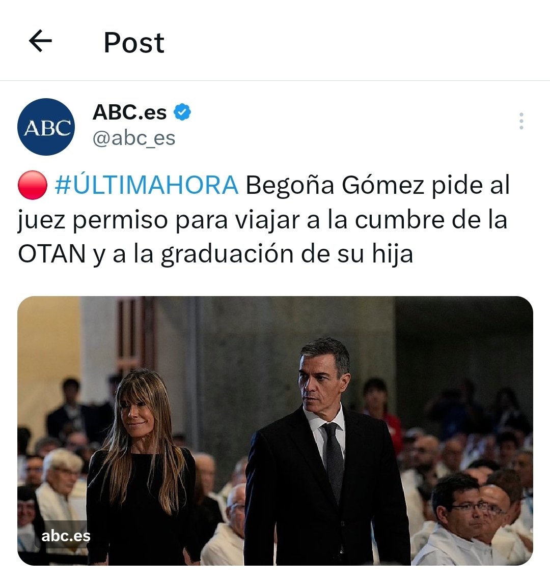 Regente__'s tweet photo. Esta señora quién se cree que es? https://t.co/IUYMvuKt6T