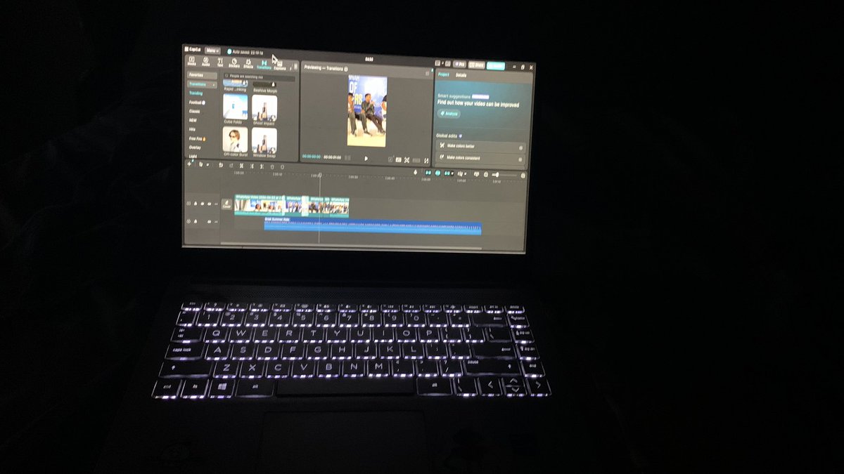 harmonytheangel's tweet photo. Video Editing or Coding??? https://t.co/EQmapEpHmK