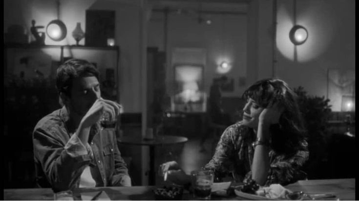 RANIA111110's tweet photo. قال لها 
انتشر العطر 
وصاح الاوان 
ما ابدع ذلك الاتفاق 
الذي خلقه الرحمن
فيا لك من كوكبة 
حيرة من العقول شتان 
ما بين بشر وجان
امرأة خلقت من ندرة 
الانسان فيا لك صاحبة العطر 
الفتان هل بشىء جمر وحب 
ليس لاي كان ..
#بقلم_رانيا https://t.co/UMLlfdfhB2