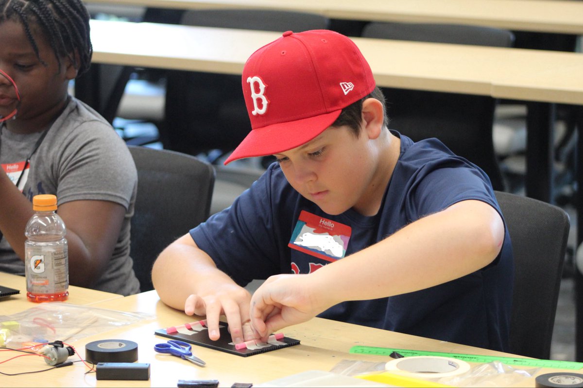 1stGscholars's tweet photo. Summer STEM 2026, Mission Moon was a huge Success last week in #SanAntonio #Texas in partnership with @AlamoColleges1, @NLCPR , @DoW_STEM Future STEM Leaders in Action used the #EngineeringDesignProcess to engineer a Model Lunar Rover ~ #MechanicalEngineering and #ElectricalEngineering ~ of course we tested them for Speed🚀✨💫
#K12 #Education #STEAM #Teachers #Schools #Science #WomeninSTEM #WomeninTech #EdTech #Homeschool #engineeringdesignprocess #nonprofit #FirstGen #nonprofitorganization #Aerospace #shecanstem #HigherEd #Persistence #Retention #AerospaceEngineering #CommunityColleges #CTE #StudentSuccess #DreamBig #Nevergiveup #HighQualityInstruction