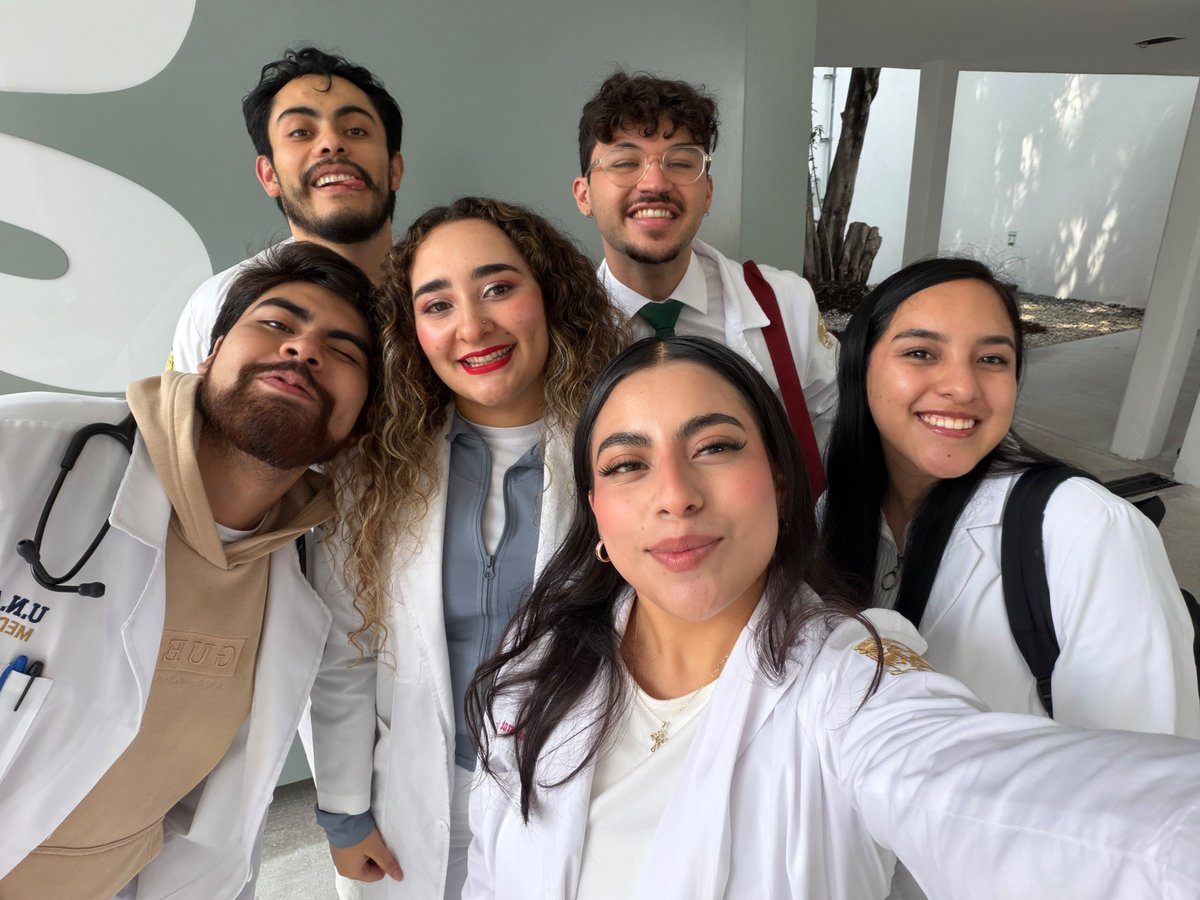 sarahialc's tweet photo. mi parte favorita de las guardias 🧚‍♀️ https://t.co/5DUaJuEV79