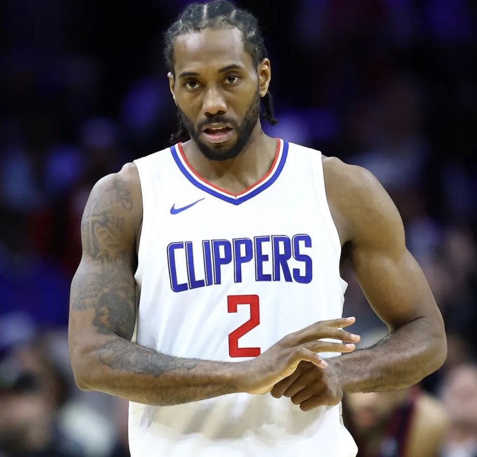 SleeperClippers's tweet photo. Kawhi Leonard’s Clipper playoff resume: 

35 playoff games
17-18 playoff record  
3-4 series record 

27.7 PPG
8.2 RPG
4.8 APG
2.2 SPG
53/38/87 https://t.co/Q9yXBRoXH1