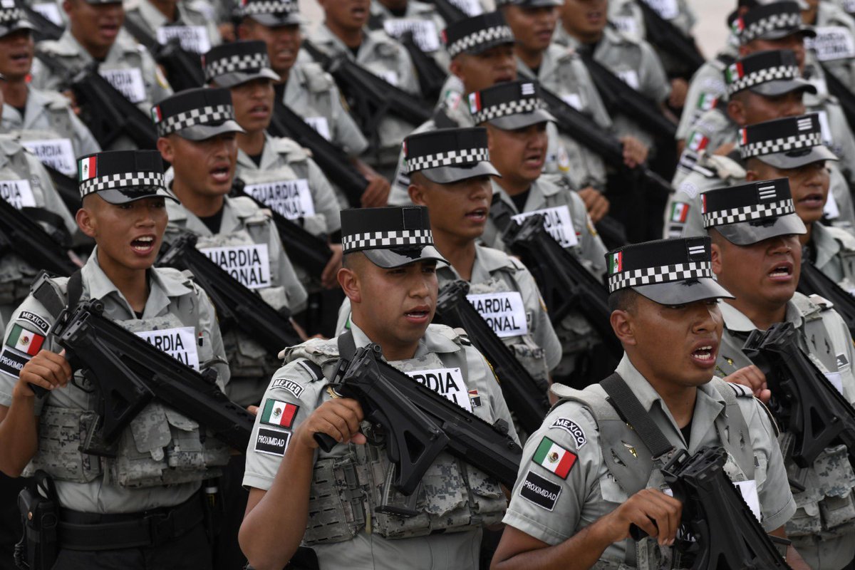ivan_escalante's tweet photo. En su séptimo aniversario, hoy reconocemos a las mujeres y hombres que integran la @GN_MEXICO_ , quienes salvaguardan la vida, integridad y seguridad del pueblo mexicano y nuestra nación.

Su contribución es fundamental en la generación y preservación de las libertades, orden y paz social.