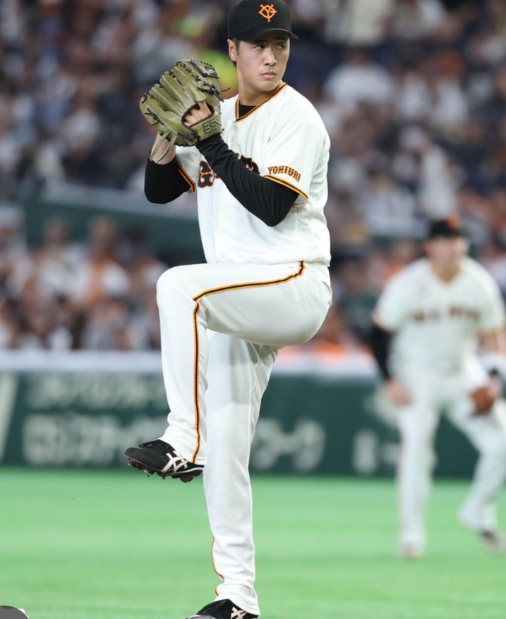tomoyuki331's tweet photo. G党の皆様おはようございます
 西館⚾先発＆勇人🦁頑張れ〜
安心の方程式に持ち込み✨
最後はバタバタ試合なり
安心から流れが変わったり
失策から流れが変わったり
好プレーから流れが来たり
だから野球⚾🏏は面白い
『頑張れ〜 ジャイアンツ』
7月も宜しくお願いします https://t.co/x8ImYBI9EF