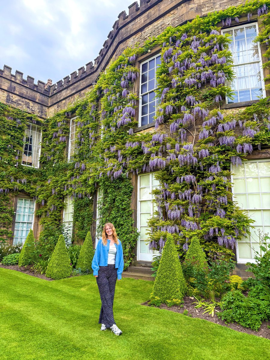 fbm2009's tweet photo. Quite possibly the best wisteria tunnel I’ve ever seen 🤩 there’s something oh so beautiful about the pink and purple mix 🩷💜

•
#wisteria #middletonhall #wisteriatunnel #flowerpower #mothernature
@nicolapirovatt thoughts? https://t.co/yvuOamNsJl
