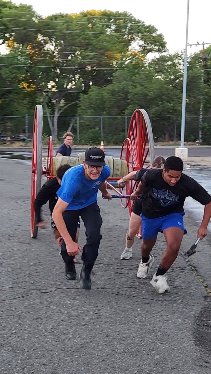 sultanbaseball5's tweet photo. Current Bagdad Sultan Football Captain and Linebacker leading at the Prescott Cadet Fire Academy. Leading in all aspects of life!!! #SultanPride #MoreThanaGame https://t.co/EbVrZIIP89