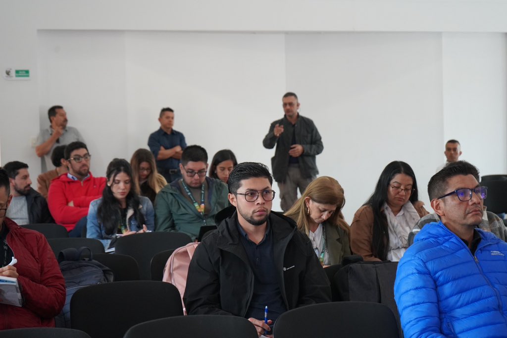 Corpoboyaca's tweet photo. Con conocimiento, planificación y trabajo articulado, avanzamos hacia una gestión ambiental más eficiente, transparente y comprometida con la protección del agua y nuestros ecosistemas estratégicos. 🌎 https://t.co/ptgKkZukbn