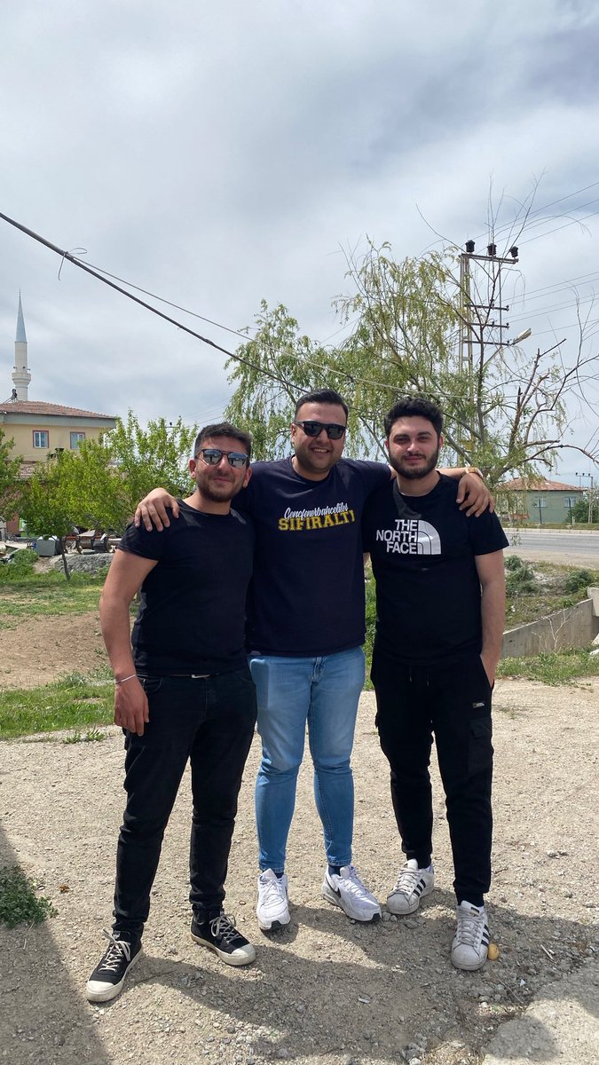 Emre Gönenç tweet media