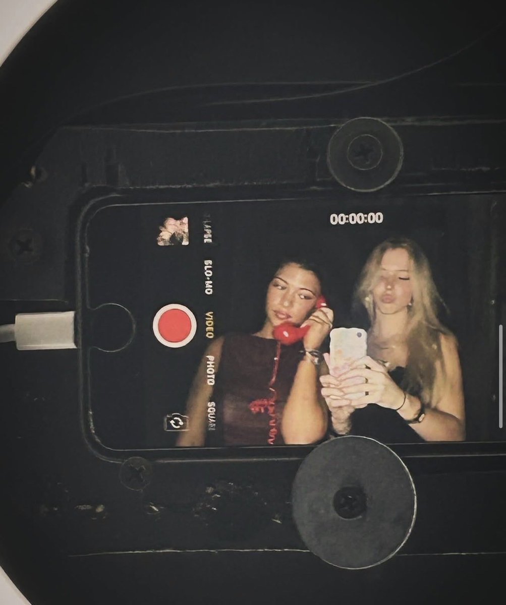 GoddessLo_'s tweet photo. Your so pathetic, give us your money 

Findom paypig cashcow https://t.co/PUCJgZd6vR