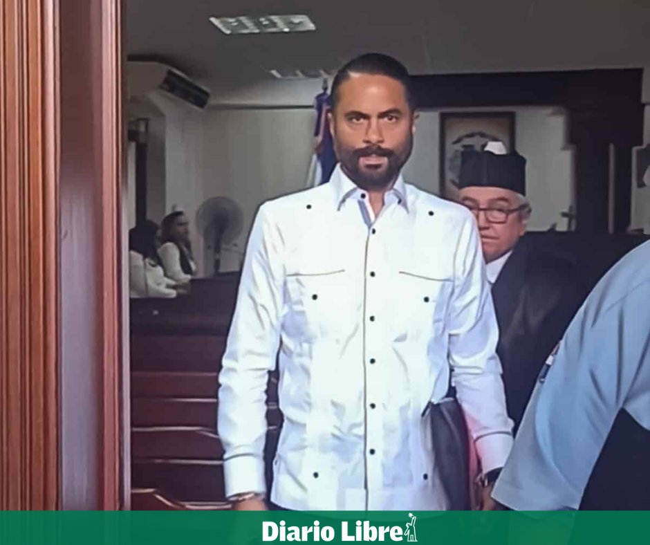 DiarioLibre's tweet photo. ⚖ |#JusticiaDL| La explicación detrás de un celular y los RD$7 millones que exige un imputado del caso Intrant 

🔗https://t.co/93IKABkM40

#DiarioLibre #Intrant #CasoIntrant https://t.co/FhDTLu2B0K