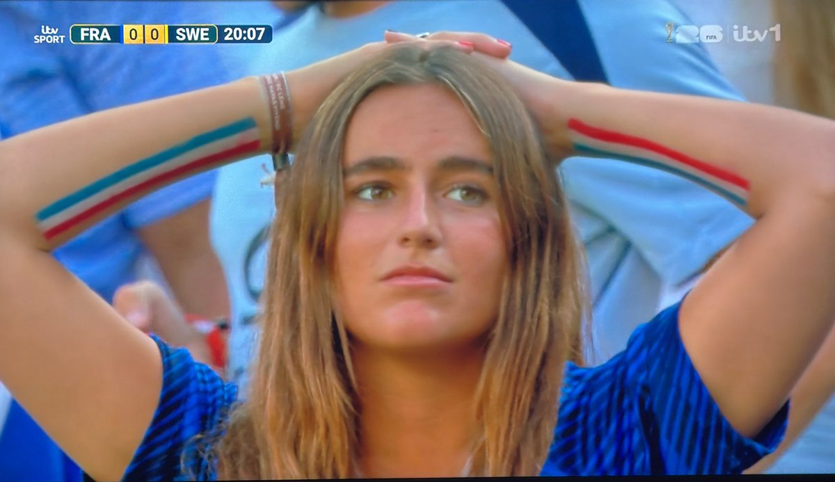 OorRoy's tweet photo. #France #FraSwe #WorldCup

The World Cup cameraman has found his favourite French fan. https://t.co/C2ie1hXOMy