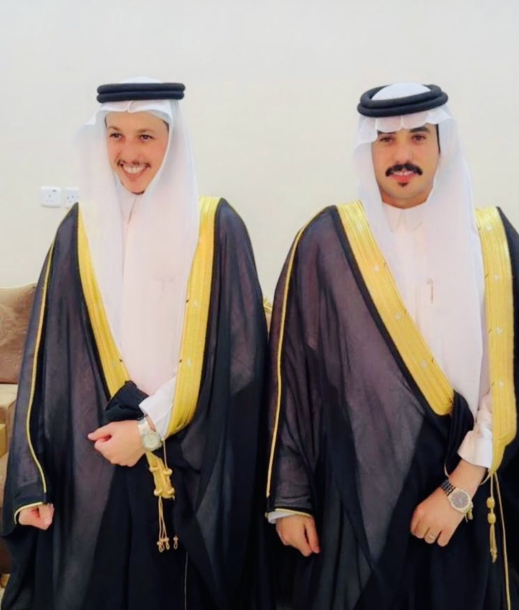 al_marazeeg's tweet photo. ❇️ تهنئة ❇️
احتفل أبناء العم: 
#مشعل_بن_عياد_المرزقاني
#أمجد_بن_عياد_المرزقاني
بحفل زفافهم يوم الثلاثاء الموافق 
1448/1/15هـ بقاعة الفخامة للإحتفالات بقارا  .
اللهم بارك لهما وبارك عليهما
واجمع بينهما بخير .
#شمر_البريك_عشيرة_المرازيق_سكاكا_الجوف https://t.co/03TKKgX4bO