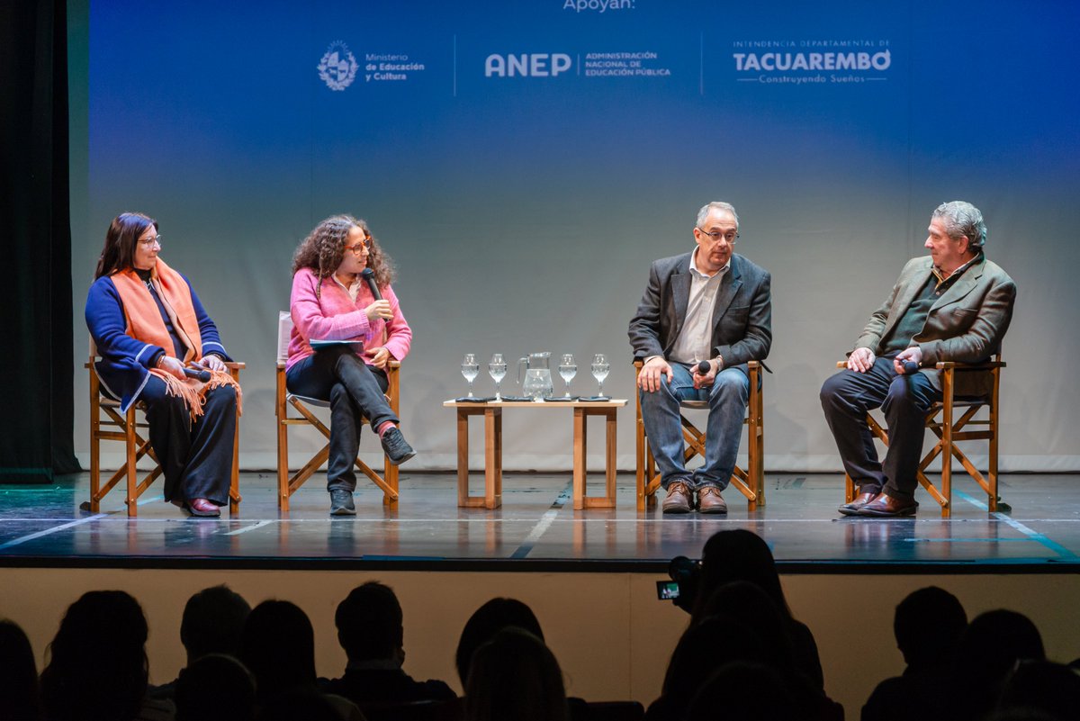IdTacuarembo's tweet photo. Se desarrolló el acto de apertura del Encuentro de Desarrollo Profesional Docente de Ceibal – Campus del Norte, desarrollado en el Teatro Escayola.
#IDT #MEC #Ceibal https://t.co/BQMkit6L0o