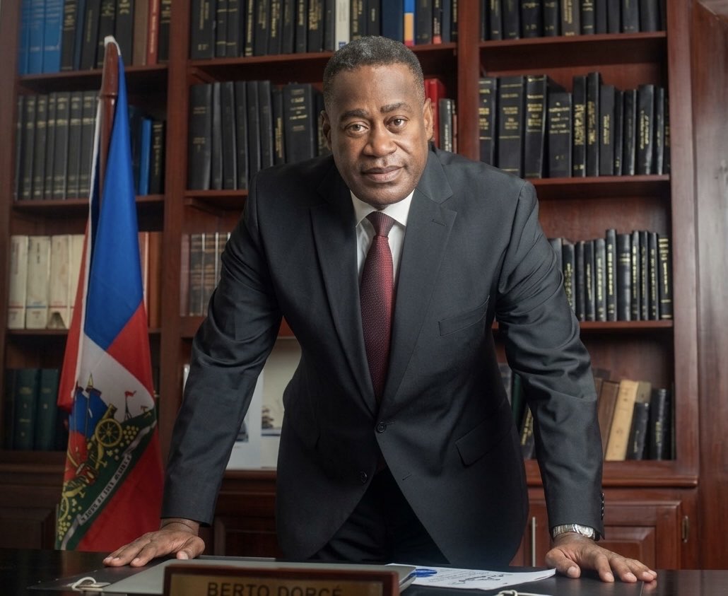 postlakay's tweet photo. Me Berto Drocé, ancien ministre de la Justice, est l’un des avocats les plus réputés et expérimentés d’Haïti. Son cabinet jouit d’une solide crédibilité depuis plusieurs décennies. 
#cabinetDorcéEtAssociés https://t.co/x25qPDkarx