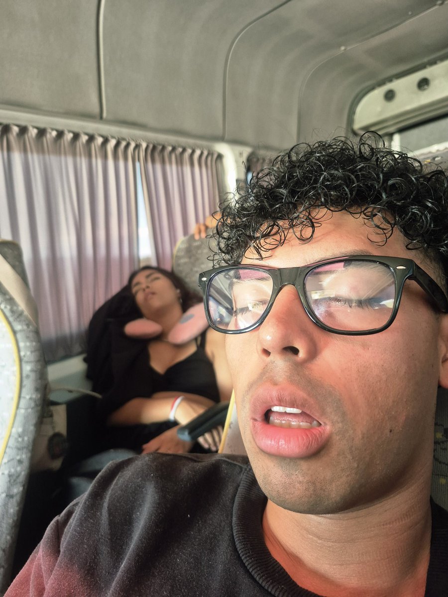Alterando08's tweet photo. El ❤️‍🔥❤️‍🔥 durmiendo como raro y su primer tatto https://t.co/Zftn9Xmn4e