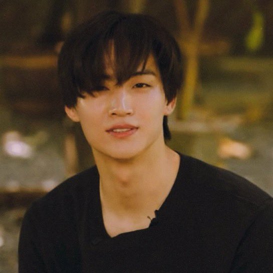 whodeff's tweet photo. why does he look so young, almost like a rookie??? https://t.co/yxpFFtT6X1
