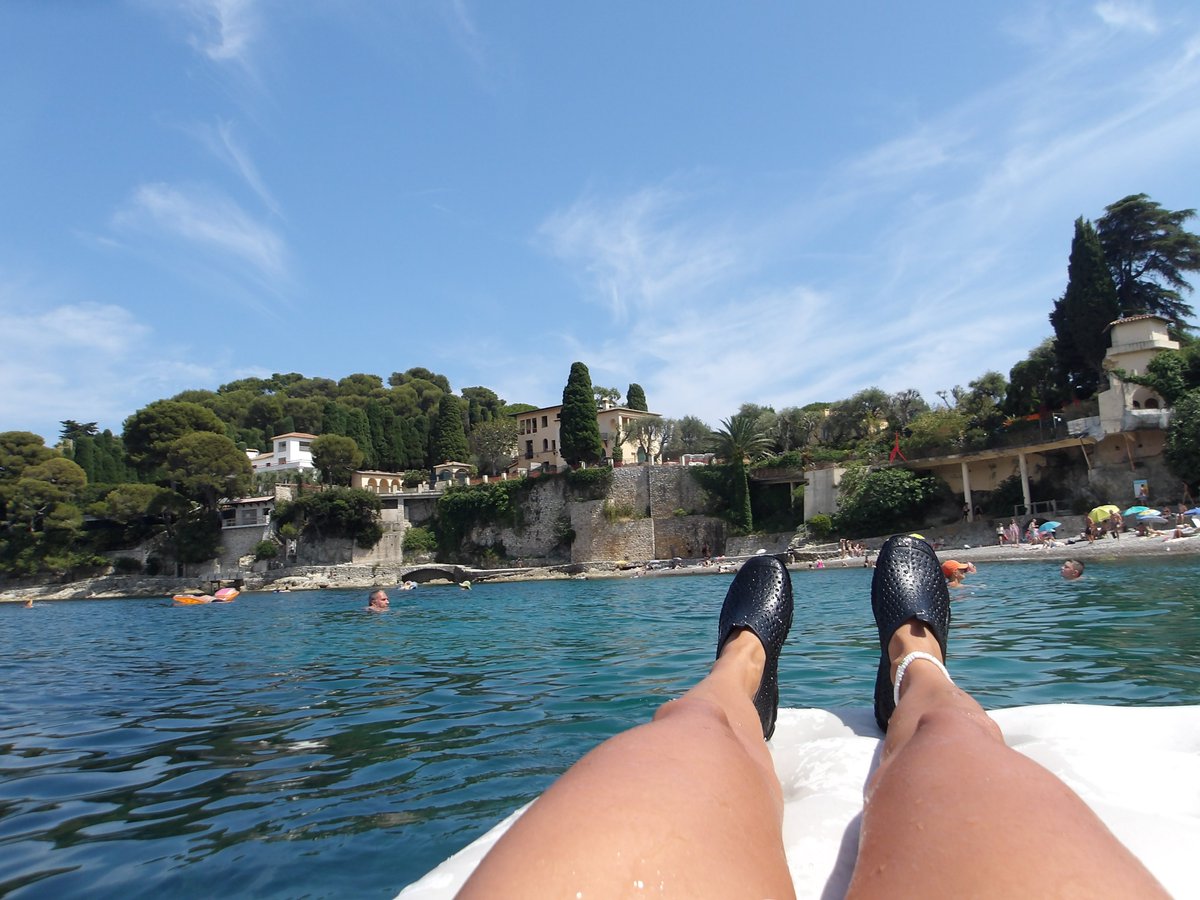 chmartu's tweet photo. La vie sur la Côte d'Azur 🩵 https://t.co/QTcreowNsN