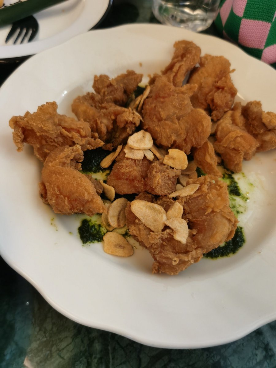 mothikavalasa's tweet photo. Just discovered this hidden gem of a bistro downtown! Their truffle mushroom risotto is creamy, loaded with earthy flavors, and perfectly seasoned. Service was fast and the vibe is so cozy—10/10 for a perfect date night spot. https://t.co/PbIGcY54sU