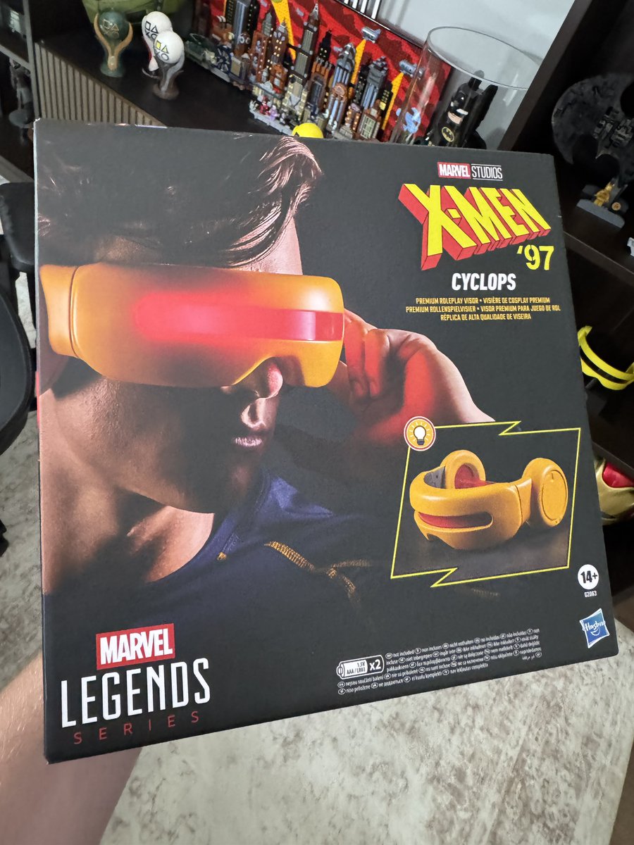 iamrobtv's tweet photo. Adult money is so cool because I can just buy this https://t.co/QhHwMEMive