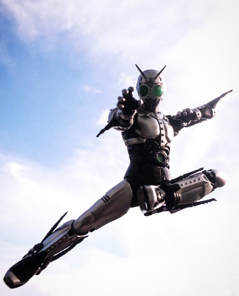 ShimadaHeinrich's tweet photo. BLACKの方が軟質部分の塗装がやばそうなので
BLACKだけにします https://t.co/IWmCRF4KOr