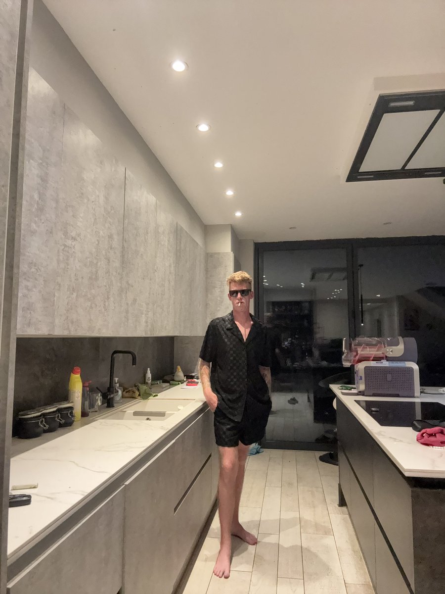 lad_jack99070's tweet photo. Everyone thinks I’m not gay…. https://t.co/OXOH081kjl