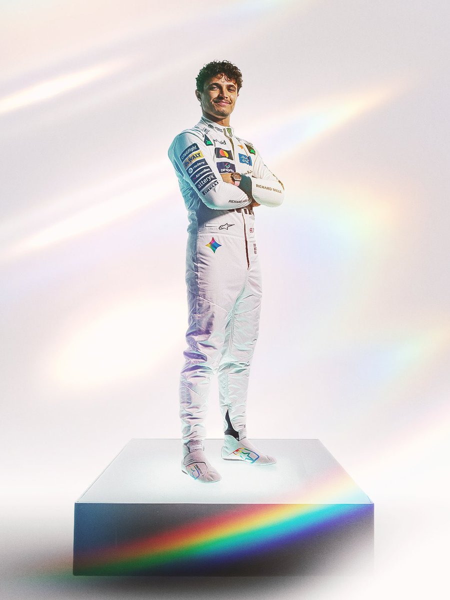 vhsaftrdark's tweet photo. Suiting up for Silverstone https://t.co/oZqlfGF7w1