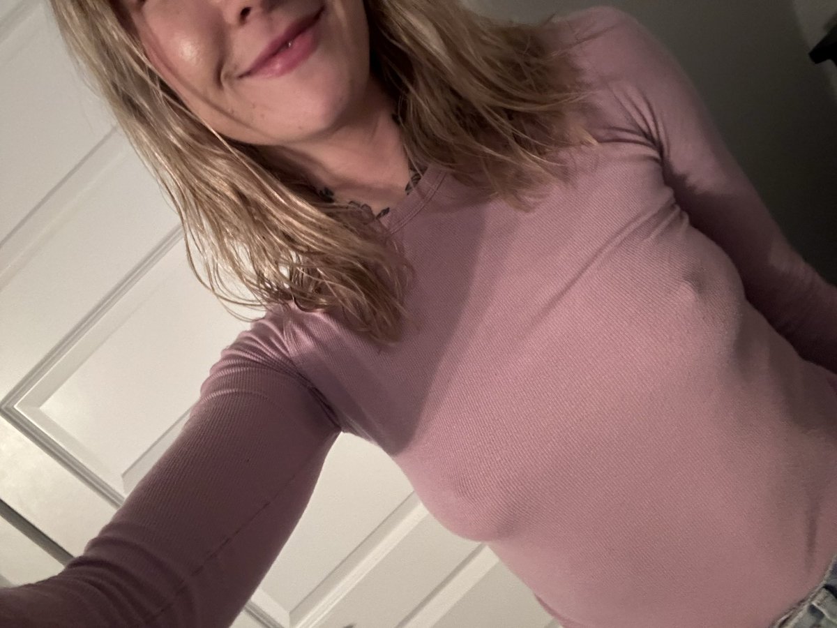 canadakatiexx's tweet photo. If I ever gave you advice just do the opposite of whatever I said 🙂 https://t.co/JDaPmH8dN5