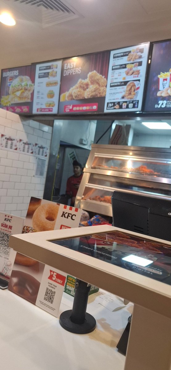 hisaura21's tweet photo. Time to eat https://t.co/1plPn151Lf