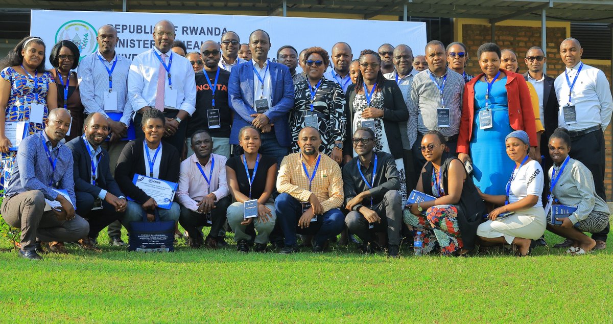 chu_butare's tweet photo. Today,@chu_butare proudly hosted its Research Day, where our staff showcased 8+ research studies spanning Nursing, Allied Health & Medicine. These studies show how locally generated evidence advances patient care, informs @RwandaHealth &improves health outcomes in Rwanda & beyond https://t.co/CW7Af9ae9n