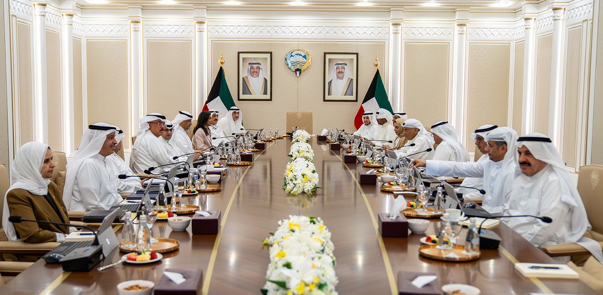 QatarNewsAgency's tweet photo. مجلس الوزراء الكويتي يعرب عن التعازي لدولة #قطر في استشهاد أحد المواطنين
#قنا #الكويت 
https://t.co/hZjgX4chYQ https://t.co/yLz557f0jO