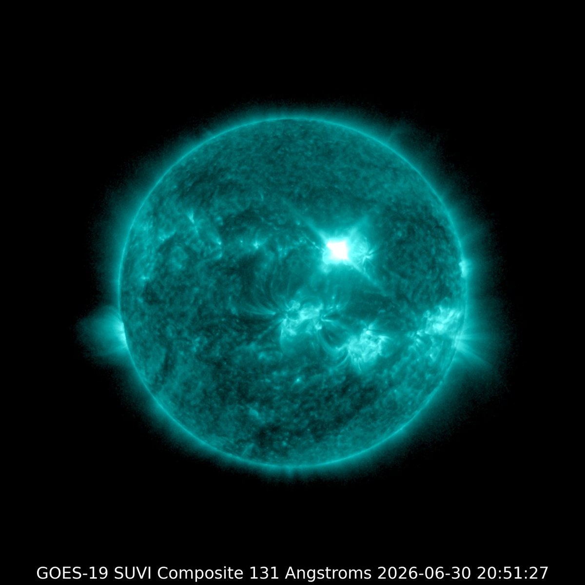 StefanBurnsGeo's tweet photo. 1.1 X-flare just exploded on the Sun from sunspot group 4479. This trigger an R3 radio blackout over North America, and an R1 blackout is still in effect. BOOMSHAKALAKA https://t.co/7TviHI3ngc