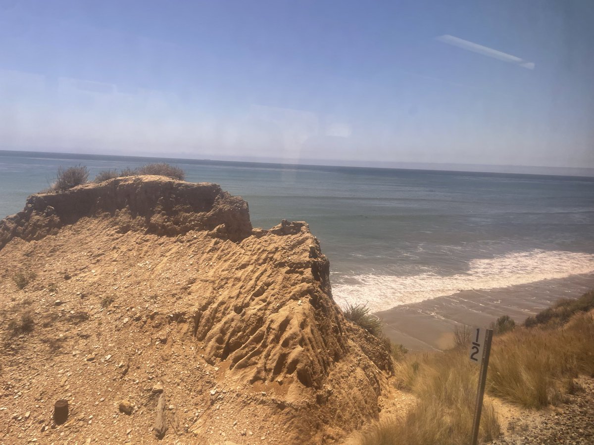 journaloardency's tweet photo. these hills these ocean side views are enough to keep me entertained also vssl radio helps https://t.co/8SI5o6416t