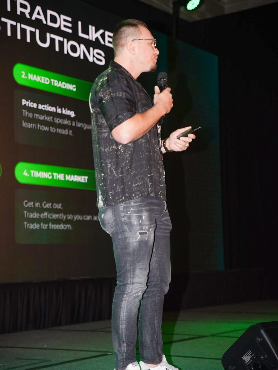 adman710's tweet photo. EduCon 🏆 I’ve been speaking at events for close to 10 years 35 countries … 15,000 people In a stadium to home events This weekend was special … the tech platform we unveiled to show the world how to escape the matrix ⚡️ https://t.co/qSbhi4Mlrq