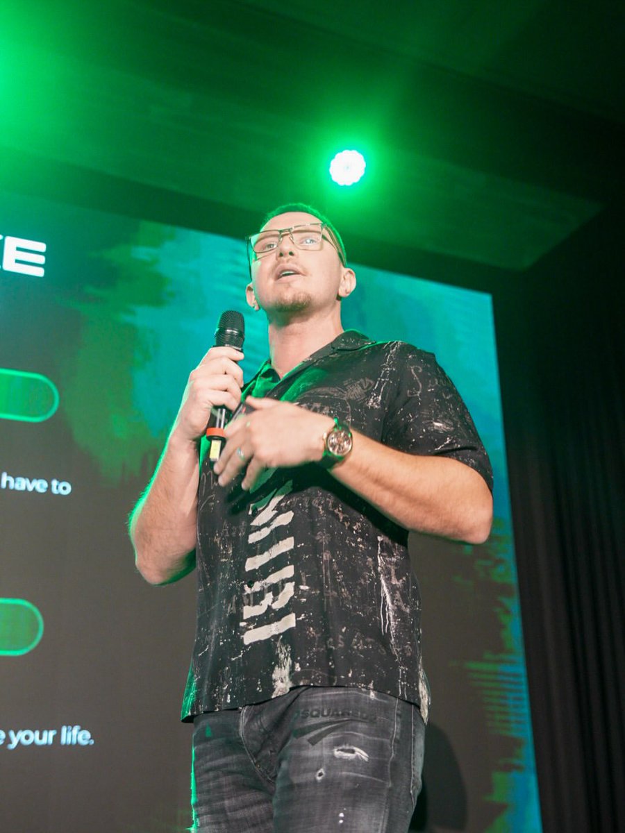 adman710's tweet photo. EduCon 🏆 I’ve been speaking at events for close to 10 years 35 countries … 15,000 people In a stadium to home events This weekend was special … the tech platform we unveiled to show the world how to escape the matrix ⚡️ https://t.co/qSbhi4Mlrq