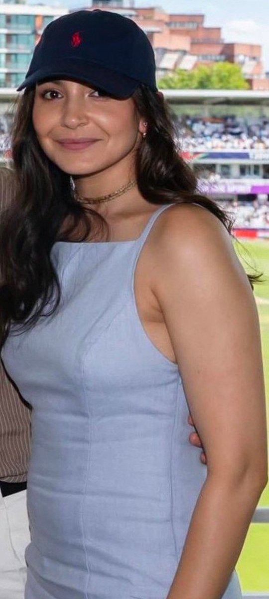 JRPolaris19's tweet photo. Anyone bored and not sleepy...dm me...let's have a conversation! 

#AusvsInd #AnushkaSharma https://t.co/yVFEQAVDzS