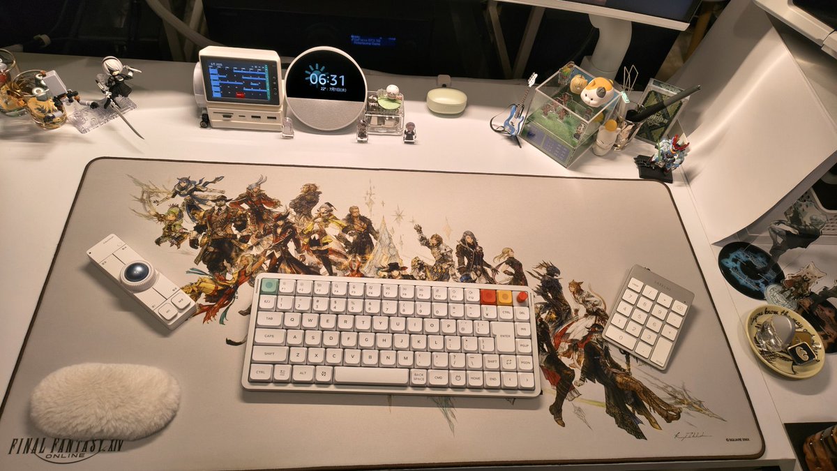 PunishLinkage's tweet photo. あらかた設定を詰め終えて、想定していたスタイルでの運用開始。同時押しもだいぶ慣れてきたけど、ビシっと止めるのだけは慣れそうにない。

二枚目はお絵描きスタイル。
XPPenの左手デバイスはご勇退いただいた。

そのうちテンキーもKeychronのK0 Maxにしたいなぁ。 https://t.co/fYirK2YF7P
