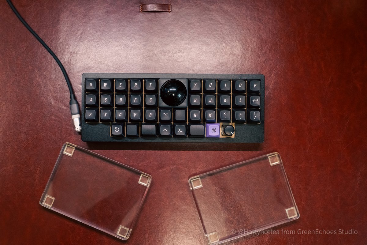 Hottyhottea's tweet photo. Keyboard:meteorite40 Alu
#本日のセットアップ
これもブラスプレート。
やはりハイプロキーキャップの打鍵感はたまりません。
今日から7月ですね。 https://t.co/kGrpMdfuts