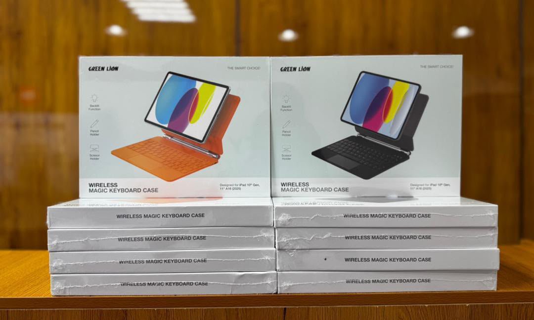 codewitwealth's tweet photo. *Available: Green🦁 Magic Keyboard for iPad 10th/11th Gen || Black :: Orange || 7 Color RGB BackLit || Pencil ✏️ Holder || Mouse Pad || 10m Operating Distance || Aluminum Alloy || Type-C Port || 500mAh || 2.5Hrs Charge Time || 2000Hrs Standby Time*
N190,000 https://t.co/rDVsdLh5Jb