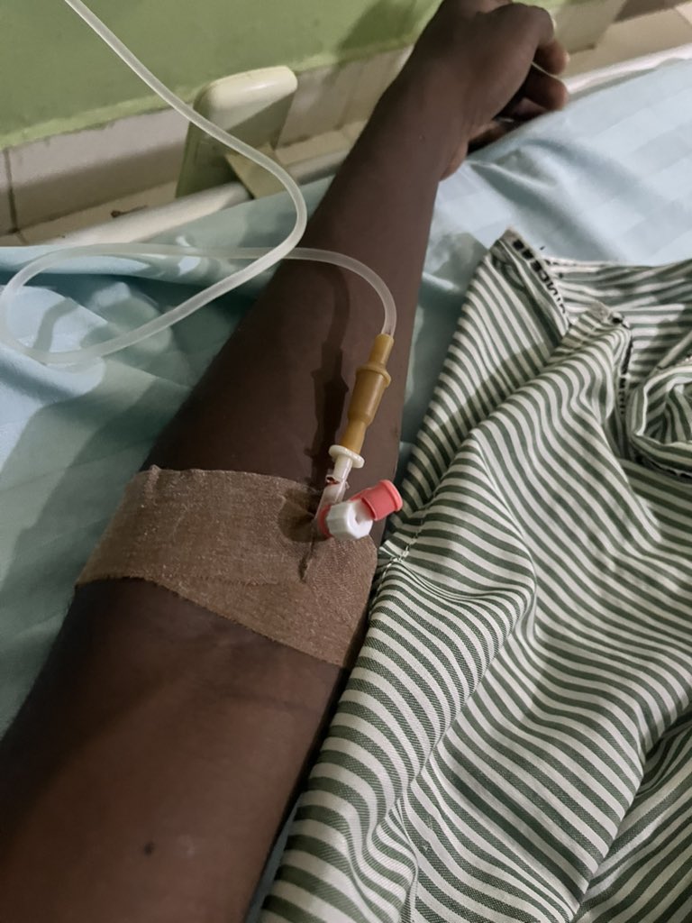 codesam707's tweet photo. Might be off the timeline for a while I just got admitted 🖤

One second I was fine, the next everything changed 

Take care of yourselves, frens. See you all when I'm back 💔 https://t.co/Kv1MQuIIQQ